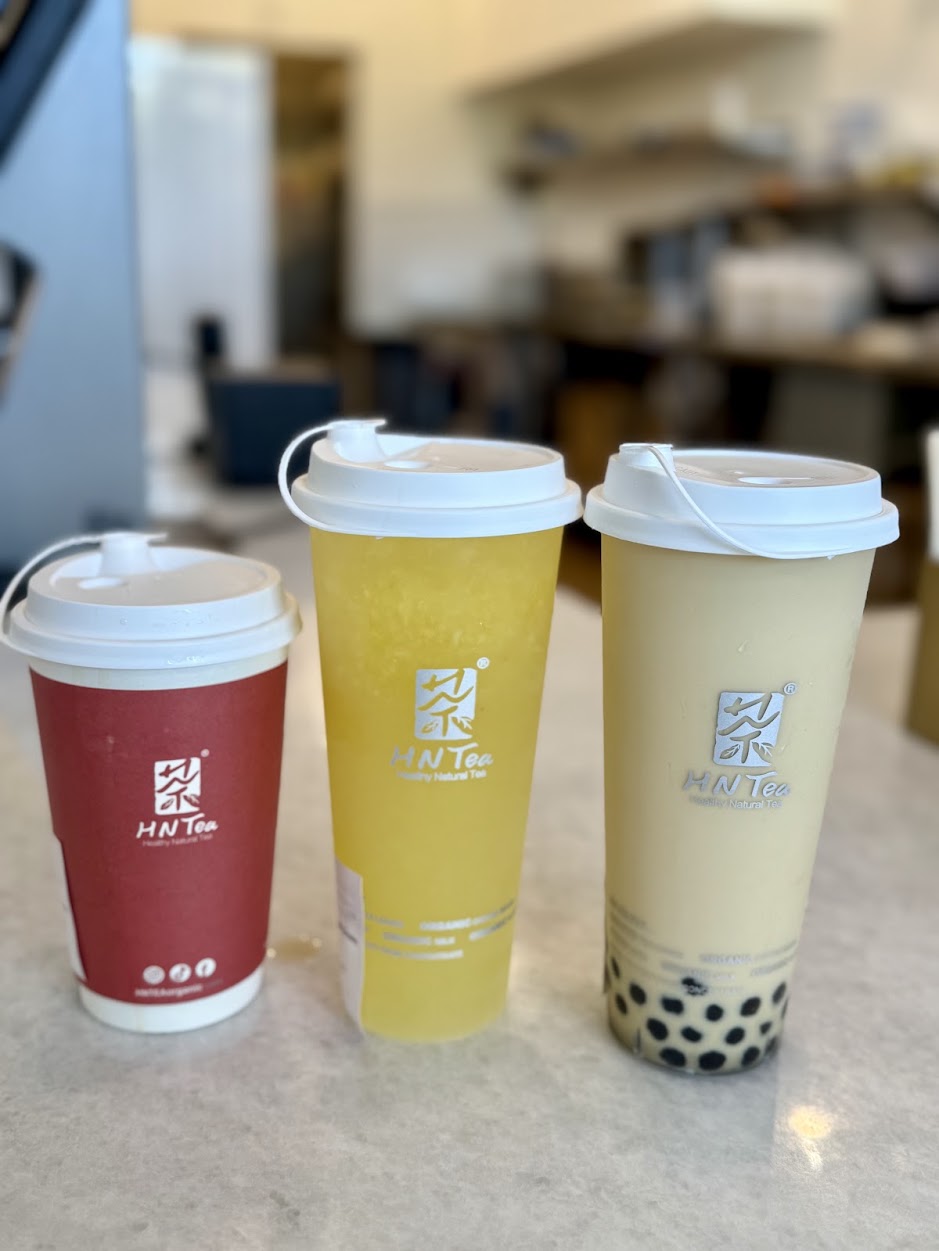 Tea and boba drinks at HNTea in Irvine